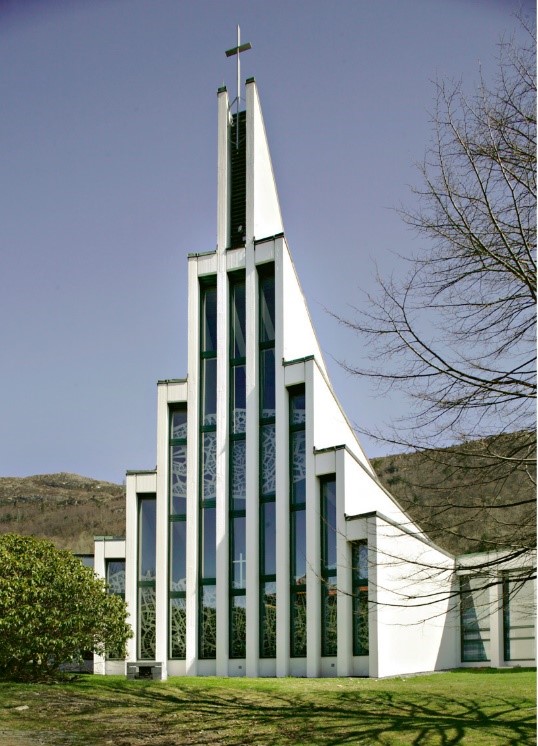 Landås kirke, samlingssted i Bergen